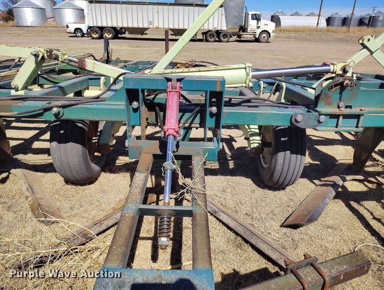 image for item IH9478 Flex King 9x6 sweep plow