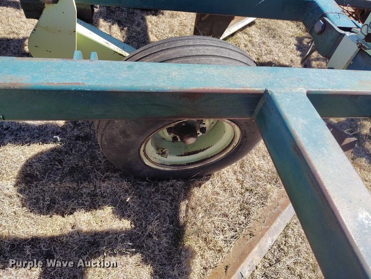 image for item IH9478 Flex King 9x6 sweep plow