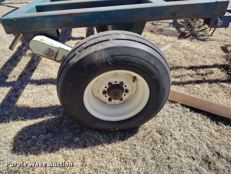 image for item IH9478 Flex King 9x6 sweep plow