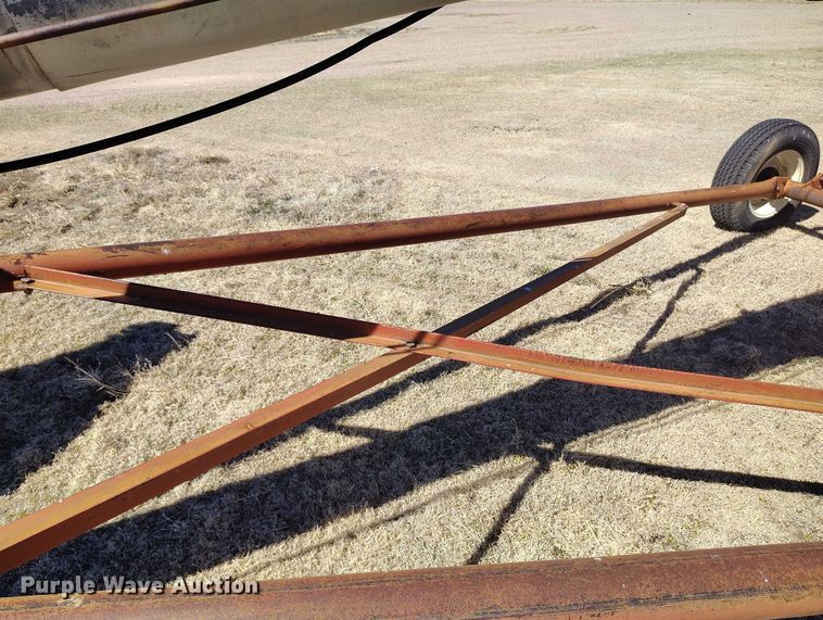 image for item IH9479 Hutchinson 8x70 auger