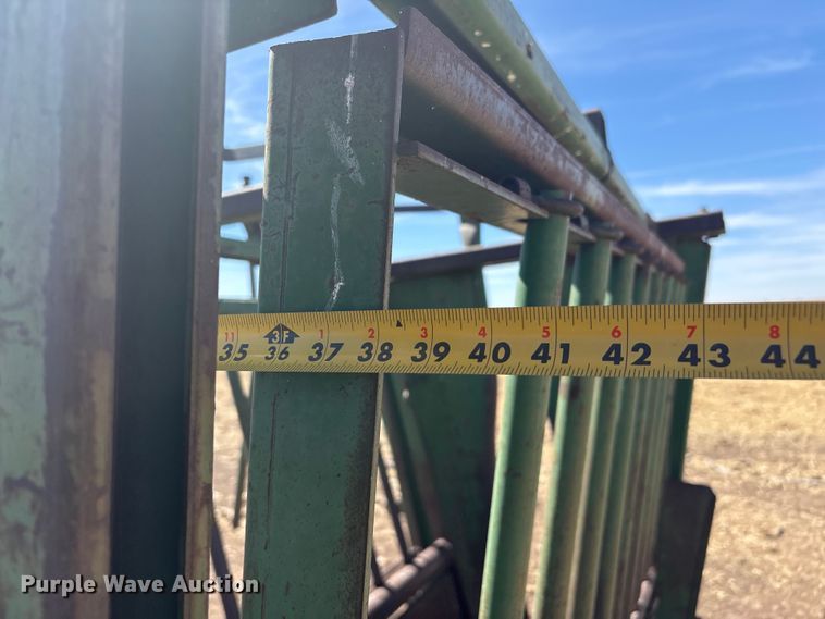 image for item NK9048 Powder River livestock chute