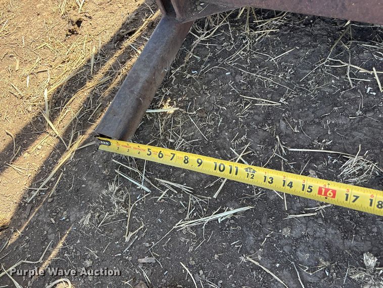 image for item NK9048 Powder River livestock chute
