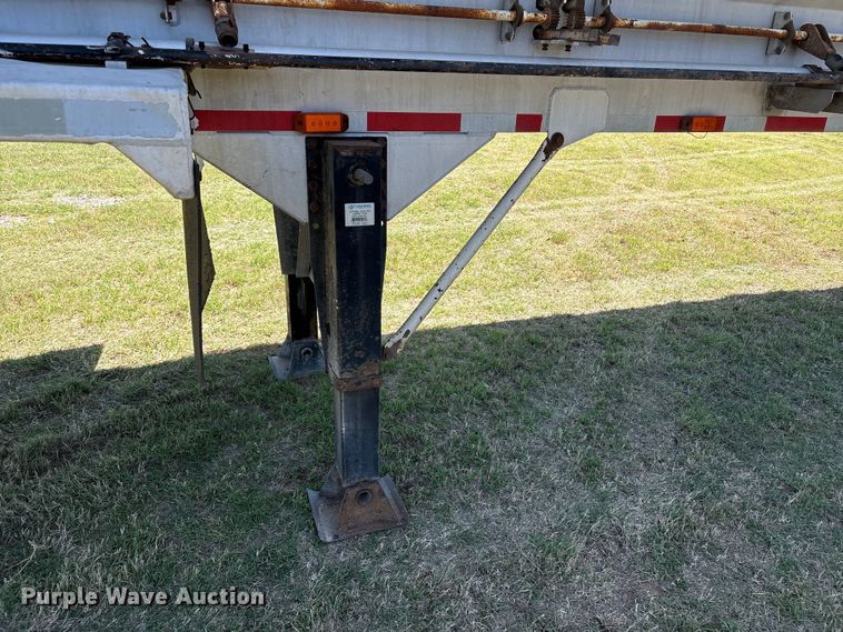 image for item NK9062 2005 Ledwell & Son LW42 ADC feed delivery trailer