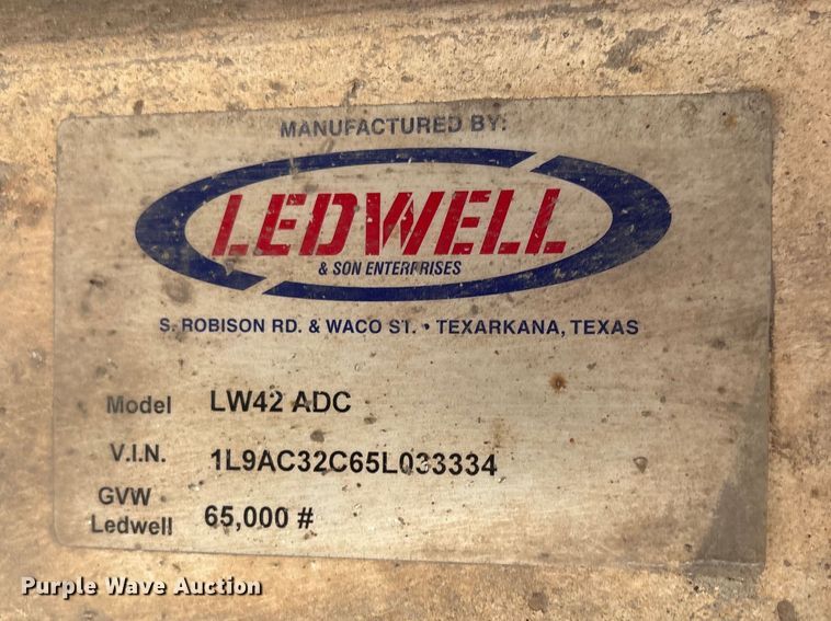 image for item NK9062 2005 Ledwell & Son LW42 ADC feed delivery trailer