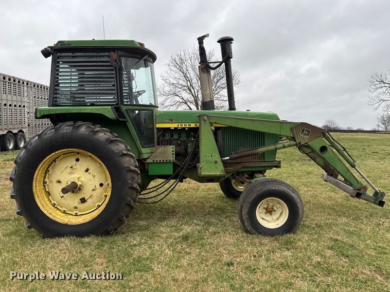 image for item NK9125 1975 John Deere 4430 tractor
