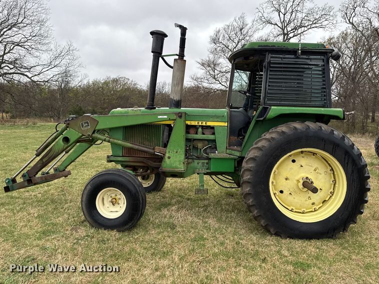 image for item NK9125 1975 John Deere 4430 tractor