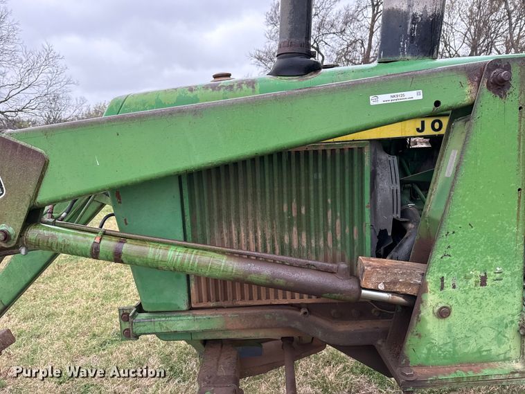 image for item NK9125 1975 John Deere 4430 tractor