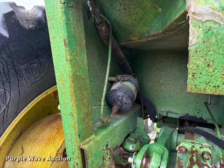 image for item NK9125 1975 John Deere 4430 tractor
