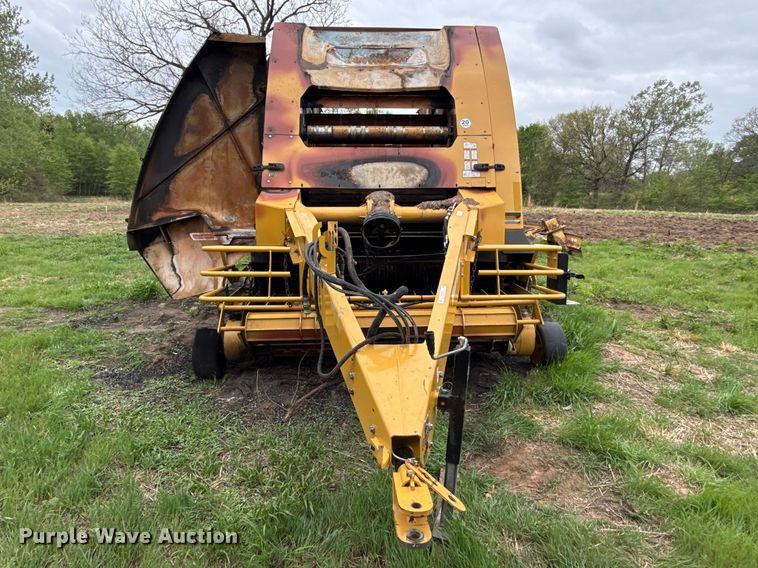 image for item NK9152 2021 Vermeer 604 G3 round baler