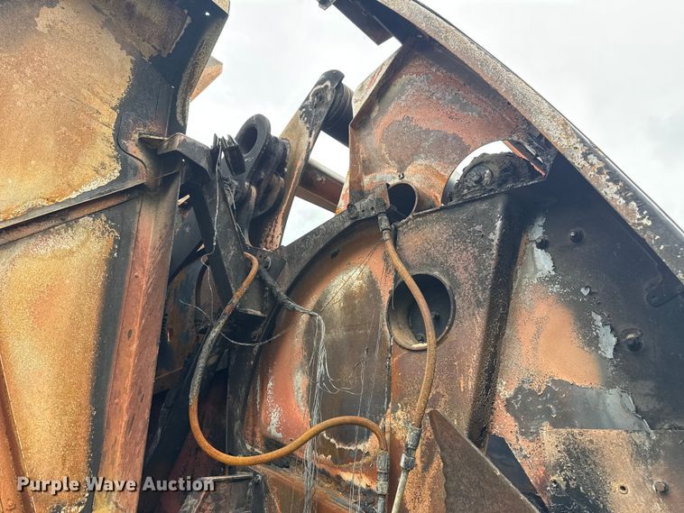 image for item NK9152 2021 Vermeer 604 G3 round baler