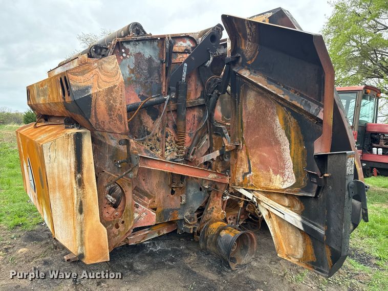 image for item NK9152 2021 Vermeer 604 G3 round baler