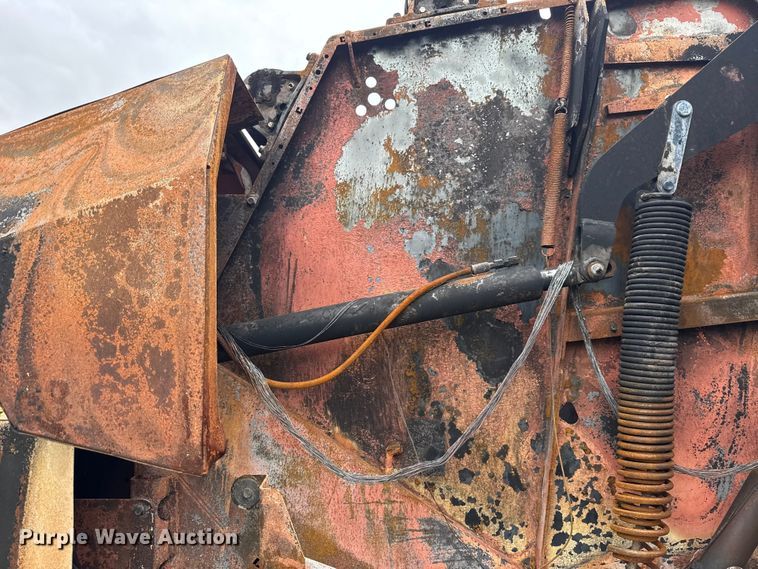 image for item NK9152 2021 Vermeer 604 G3 round baler