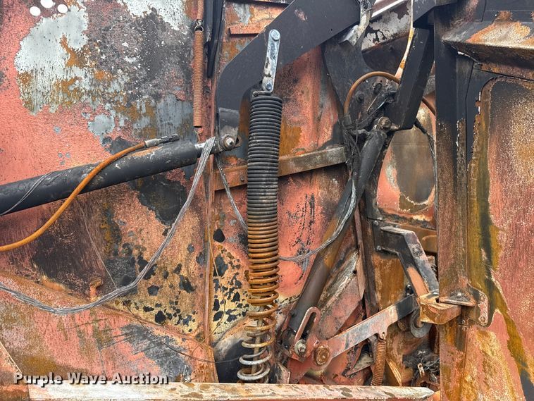 image for item NK9152 2021 Vermeer 604 G3 round baler