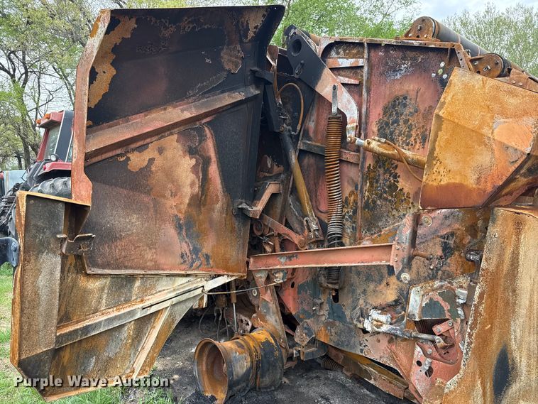 image for item NK9152 2021 Vermeer 604 G3 round baler