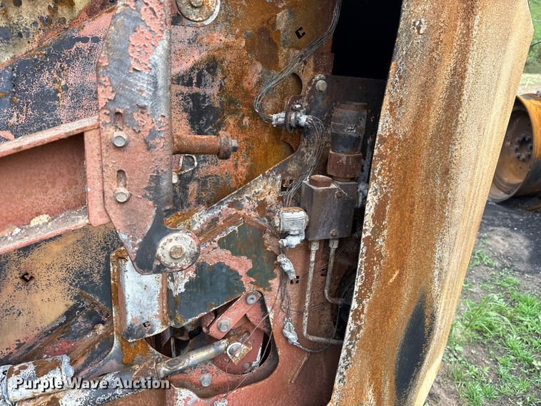 image for item NK9152 2021 Vermeer 604 G3 round baler