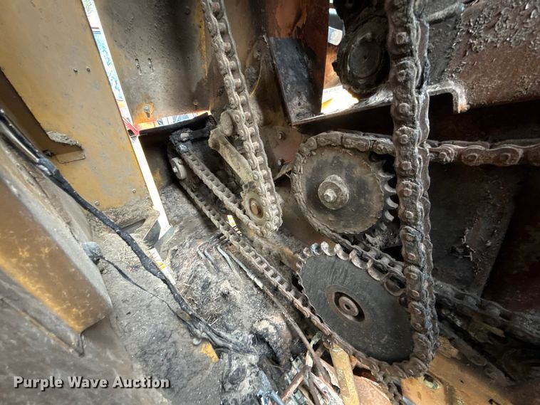 image for item NK9152 2021 Vermeer 604 G3 round baler