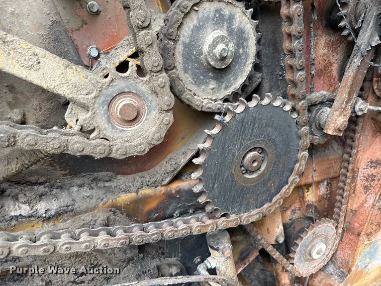 image for item NK9152 2021 Vermeer 604 G3 round baler