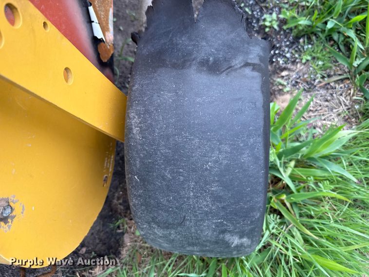 image for item NK9152 2021 Vermeer 604 G3 round baler