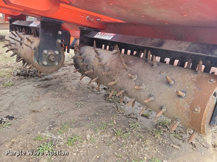 image for item NK9977 2022 Land Pride APS1572 grain drill