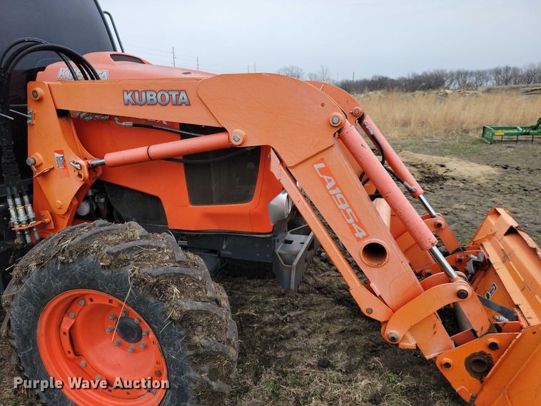 image for item NK9978 2013 Kubota M110GX MFWD tractor