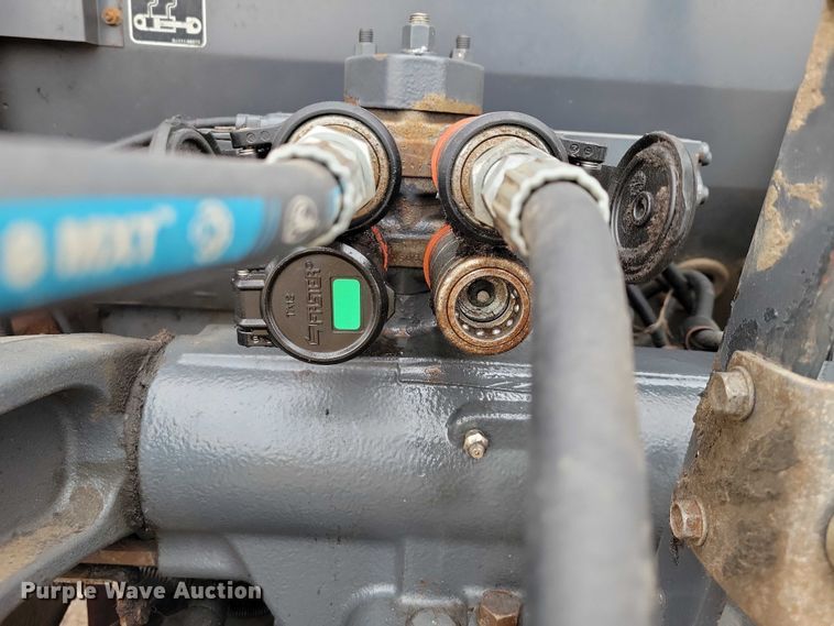 image for item NK9978 2013 Kubota M110GX MFWD tractor