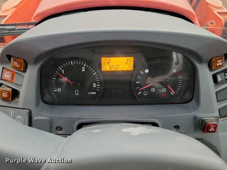 image for item NK9978 2013 Kubota M110GX MFWD tractor