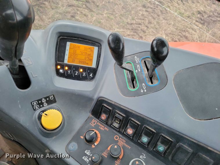 image for item NK9978 2013 Kubota M110GX MFWD tractor