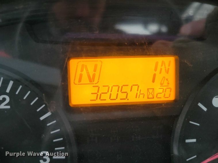 image for item NK9978 2013 Kubota M110GX MFWD tractor