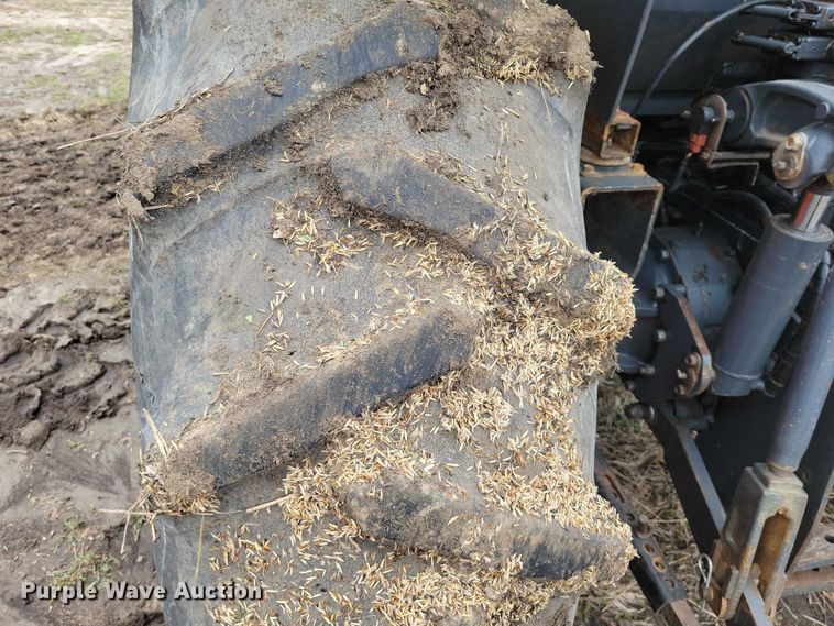 image for item NK9978 2013 Kubota M110GX MFWD tractor