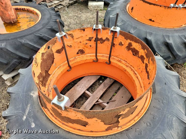 image for item NK9978 2013 Kubota M110GX MFWD tractor