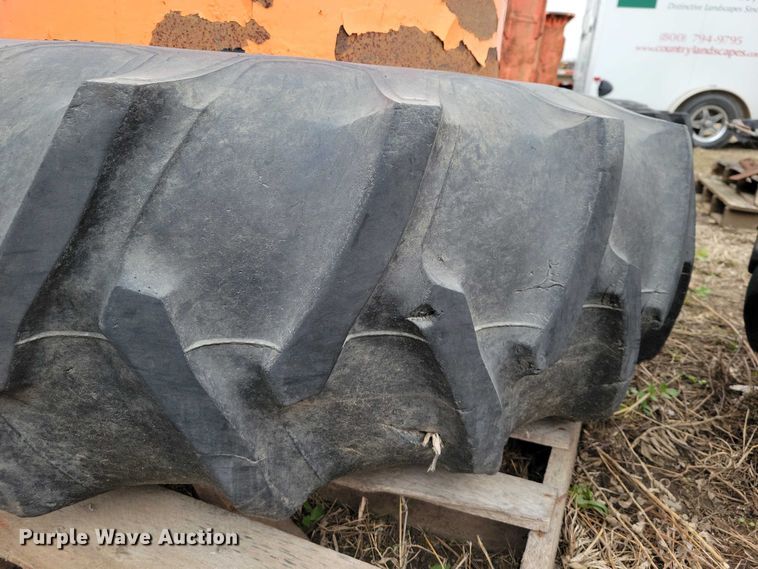 image for item NK9978 2013 Kubota M110GX MFWD tractor