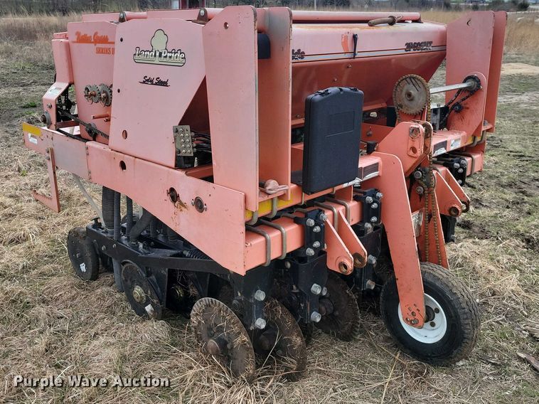 image for item NK9979 2012 Land Pride 3P606NT seeder