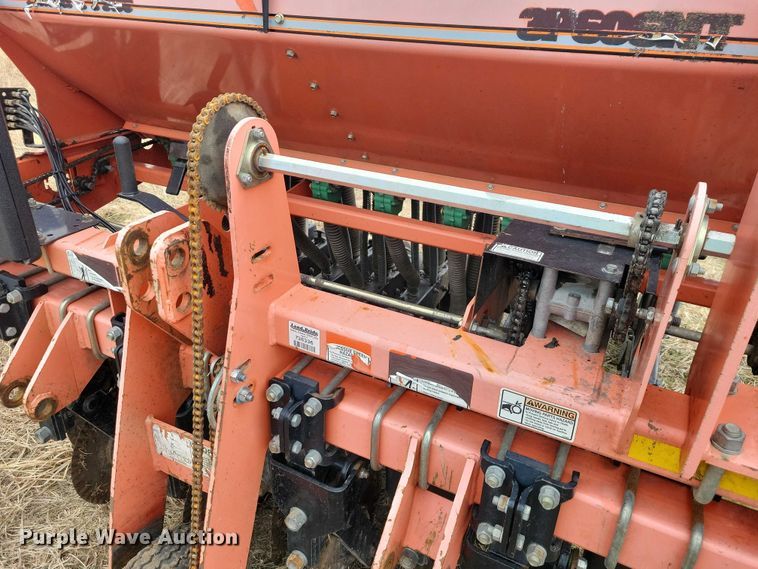 image for item NK9979 2012 Land Pride 3P606NT seeder