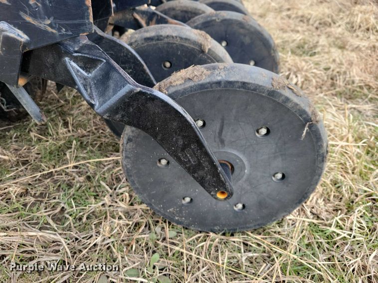 image for item NK9979 2012 Land Pride 3P606NT seeder