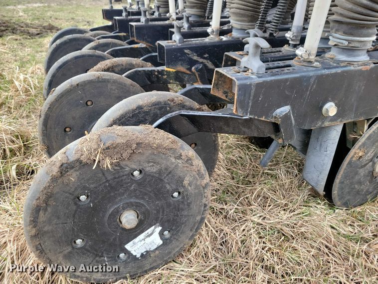 image for item NK9979 2012 Land Pride 3P606NT seeder