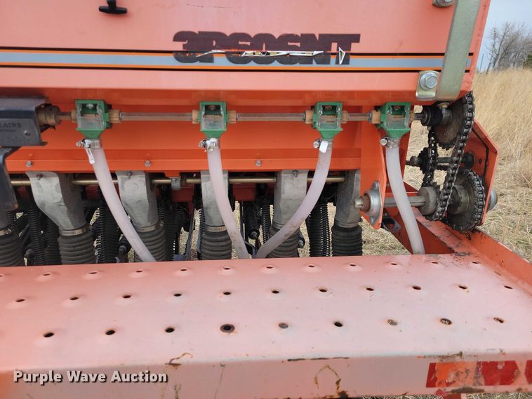 image for item NK9979 2012 Land Pride 3P606NT seeder