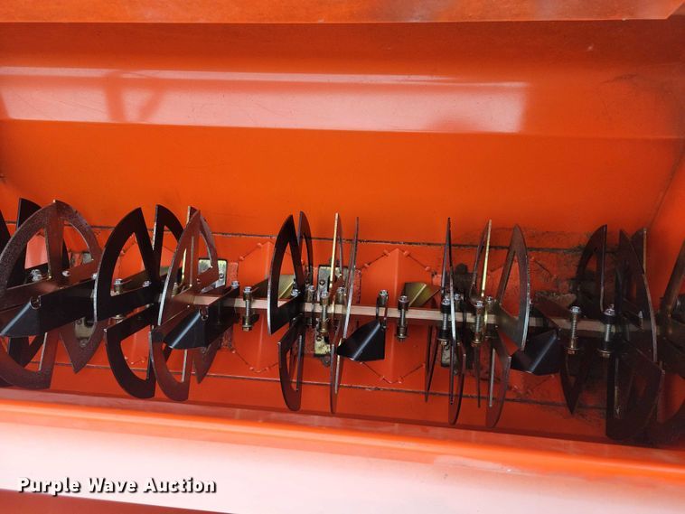 image for item NK9979 2012 Land Pride 3P606NT seeder