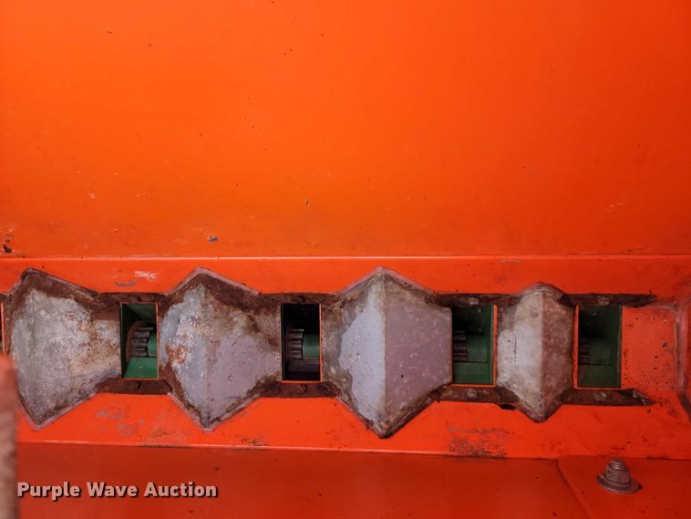 image for item NK9979 2012 Land Pride 3P606NT seeder