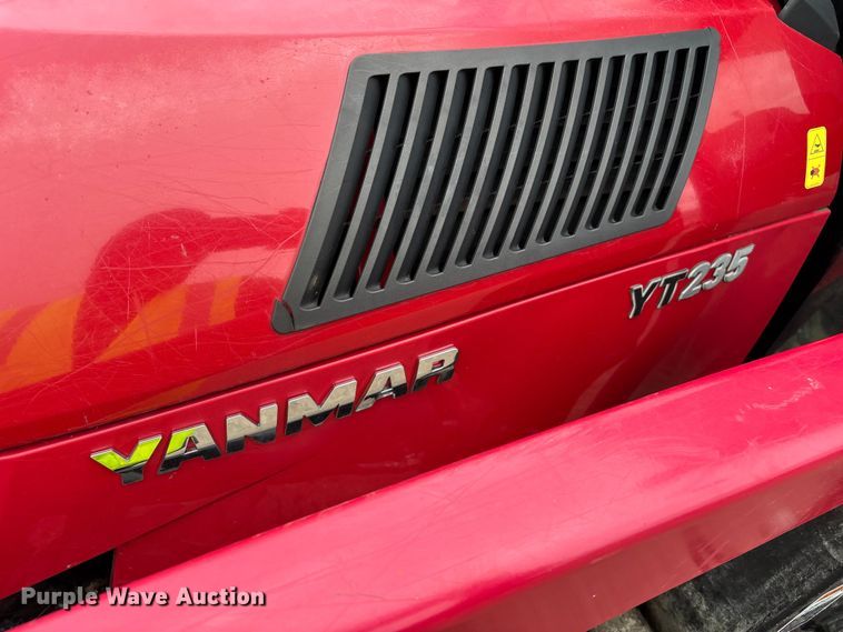 image for item YA2802 2016 Yanmar YT235 MFWD tractor
