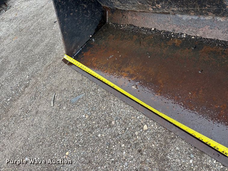 image for item YA2802 2016 Yanmar YT235 MFWD tractor