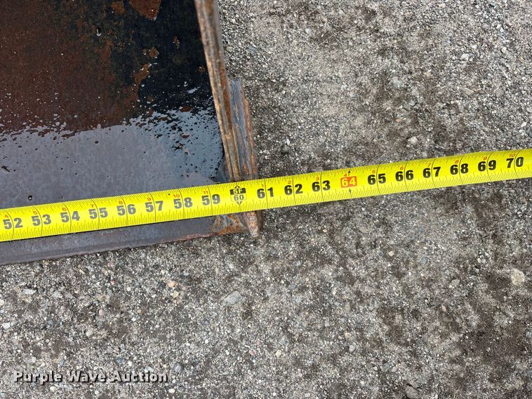 image for item YA2802 2016 Yanmar YT235 MFWD tractor