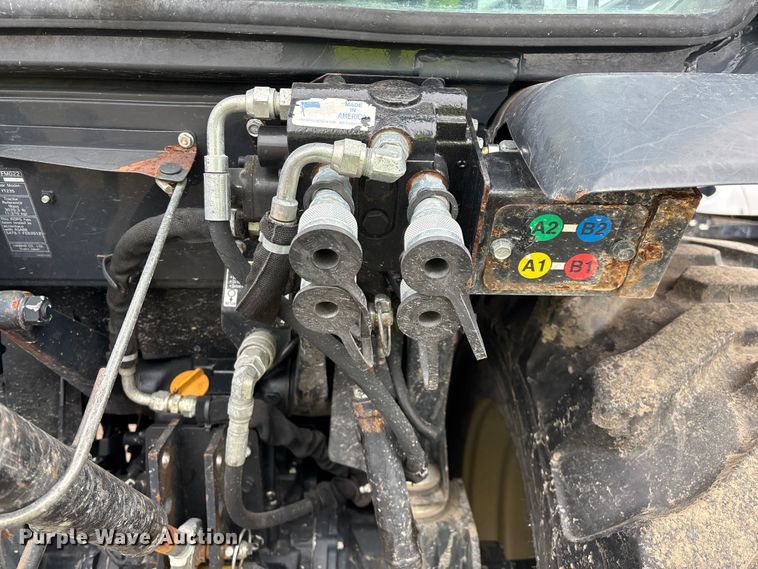 image for item YA2802 2016 Yanmar YT235 MFWD tractor