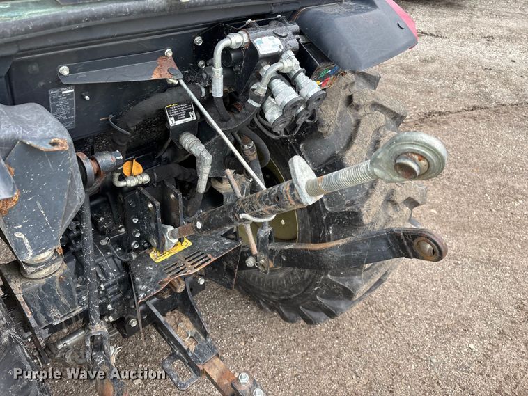 image for item YA2802 2016 Yanmar YT235 MFWD tractor