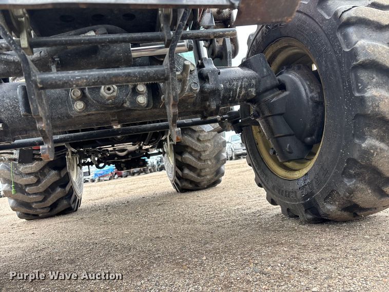 image for item YA2802 2016 Yanmar YT235 MFWD tractor