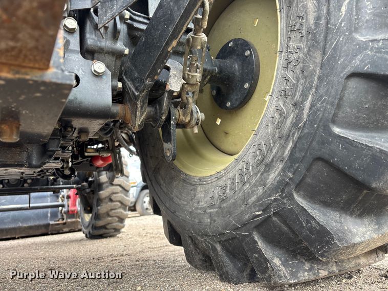 image for item YA2802 2016 Yanmar YT235 MFWD tractor