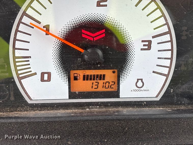 image for item YA2802 2016 Yanmar YT235 MFWD tractor