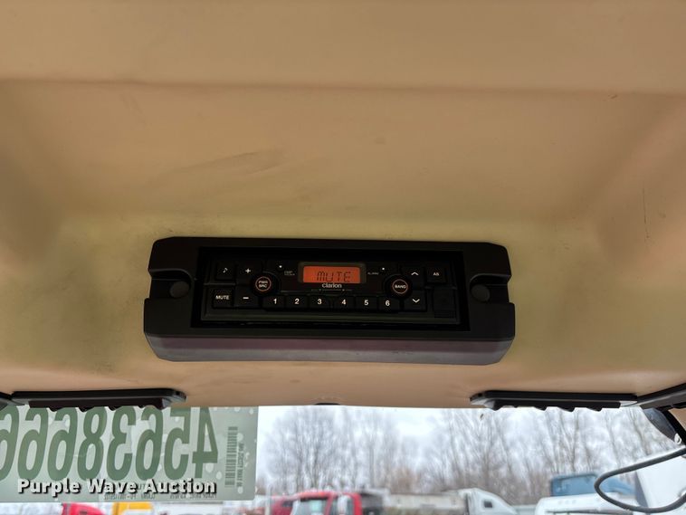 image for item YA2802 2016 Yanmar YT235 MFWD tractor