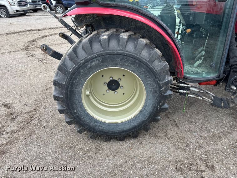 image for item YA2802 2016 Yanmar YT235 MFWD tractor