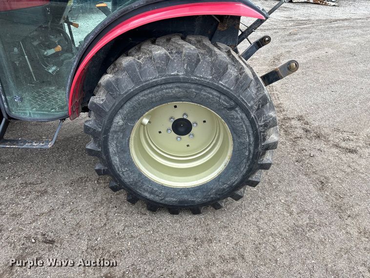 image for item YA2802 2016 Yanmar YT235 MFWD tractor