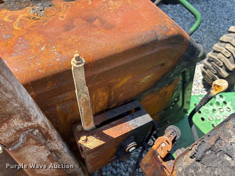 image for item YA2970 2014 John Deere 5045E MFWD tractor